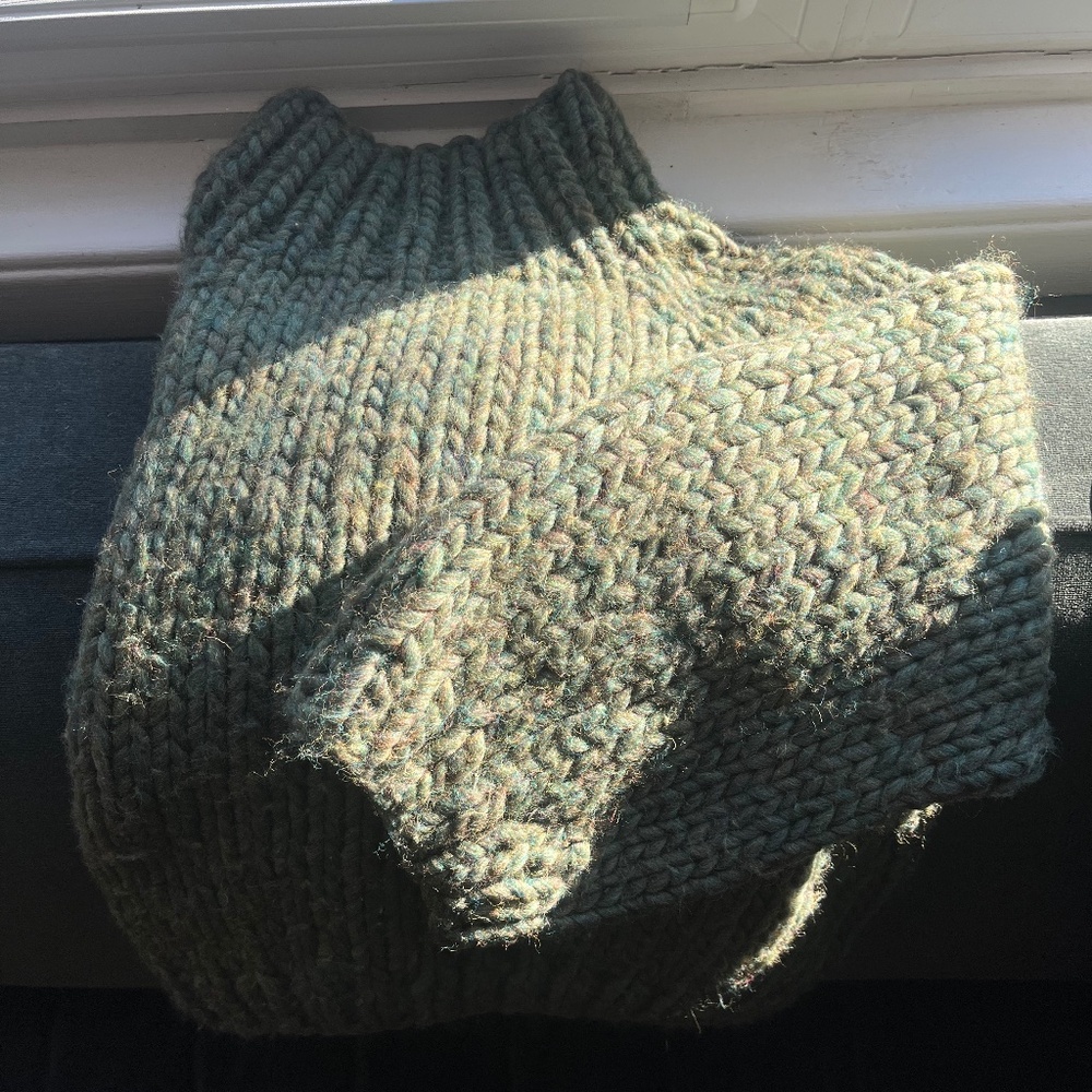 Goodnight Day Strathcona Sweater in 'Moss' - Picture 4 of 5